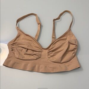 NWOT SKIMS Sculpting Bralette